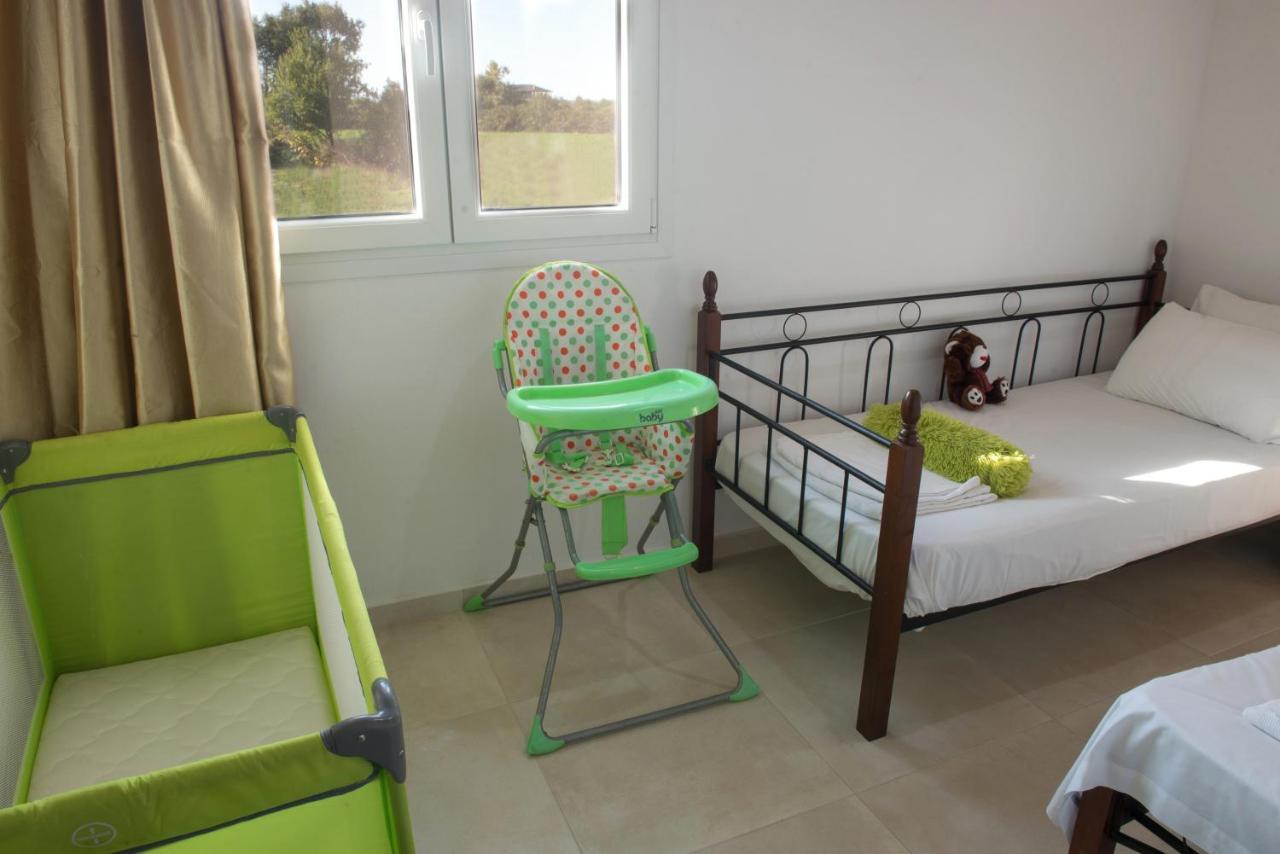 Iris Home 4 Paralía 외부 사진